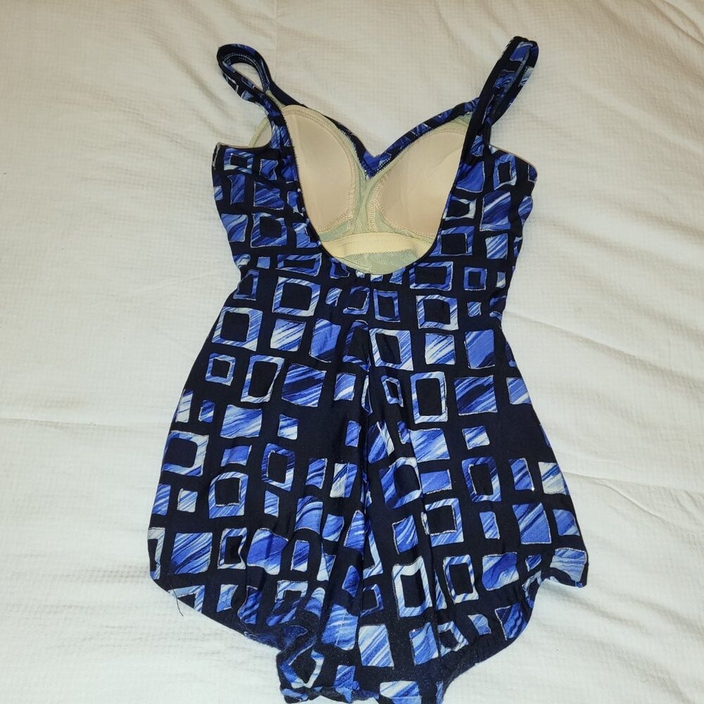 MiracleSuit Slimming Blue Black Pattern One Piece Swimsuit Size 10 - Picture 6 of 7
